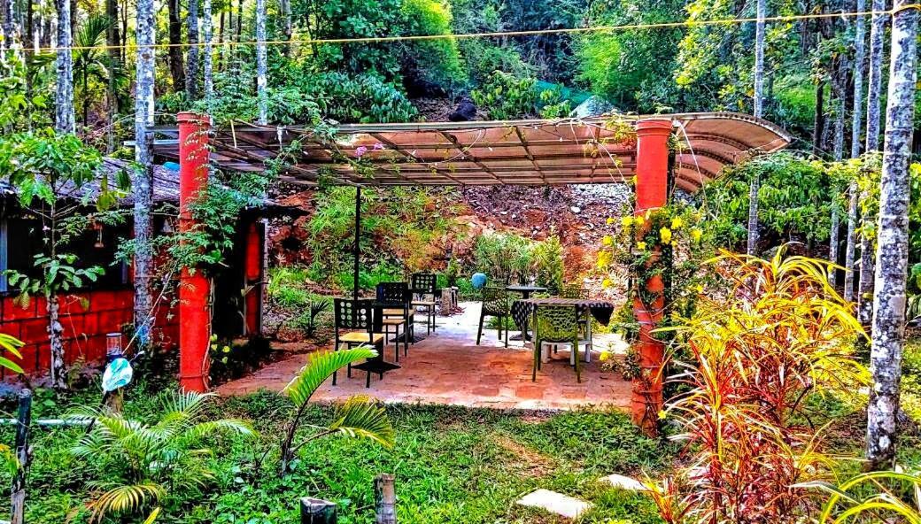 Wooden Cottages Glen Wayanad Meppādi Exterior foto